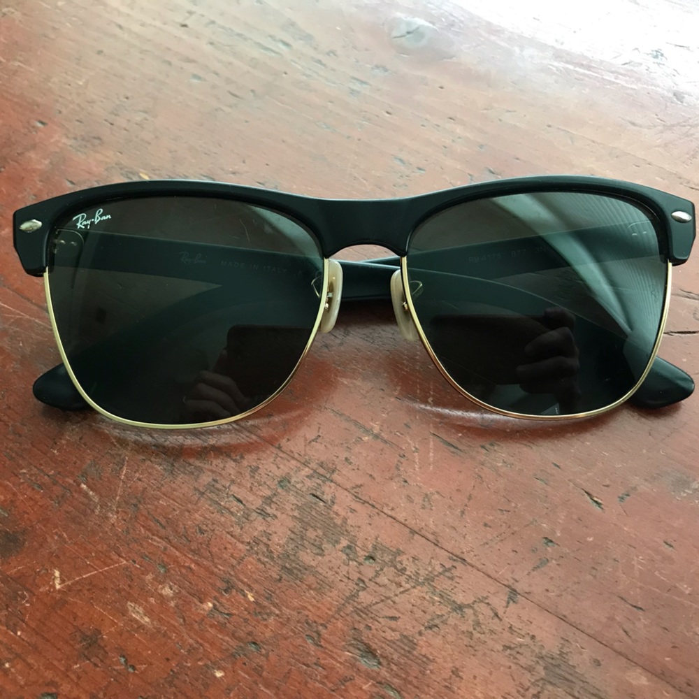 Ray-Ban